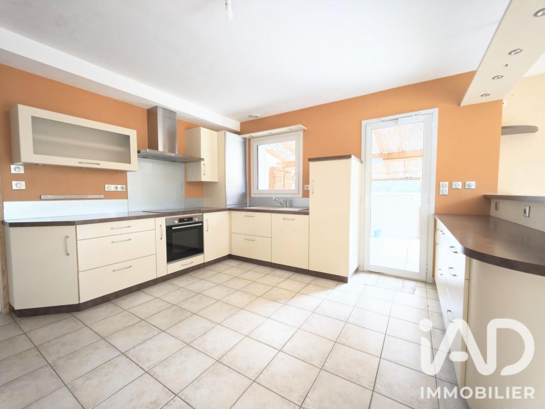 Maison 6 Pièce(s) Saint-Domineuc - Photo 3
