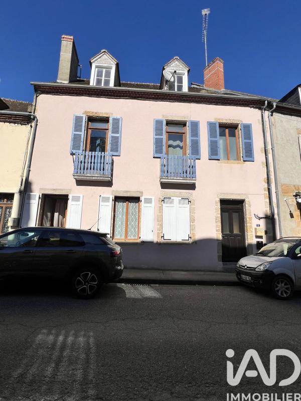Immeuble  Bourbon-l'Archambault - Photo 1