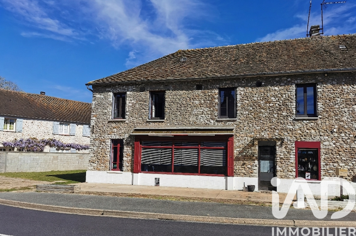 Maison 5 Pièce(s) Le Mesnil-Simon