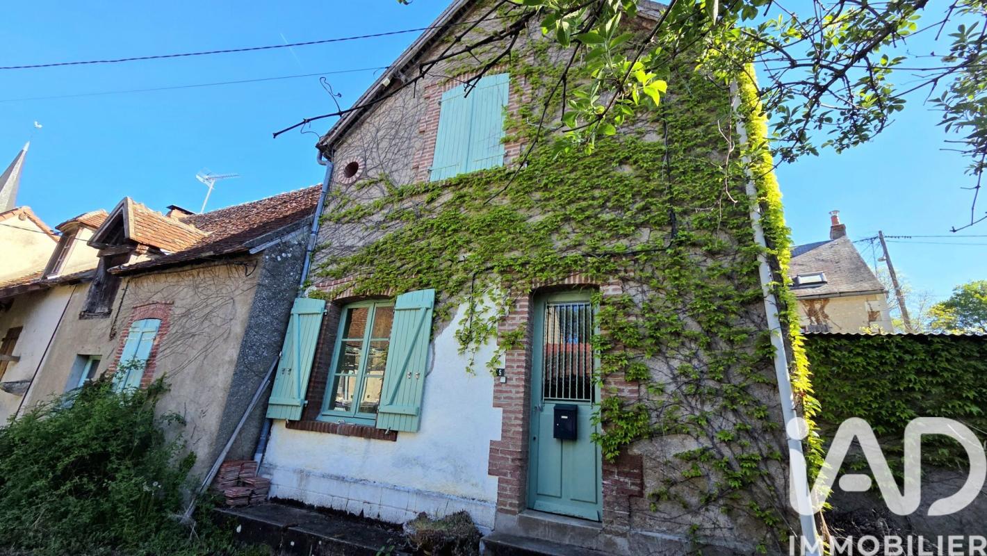 Maison 4 Pièce(s) Chalais