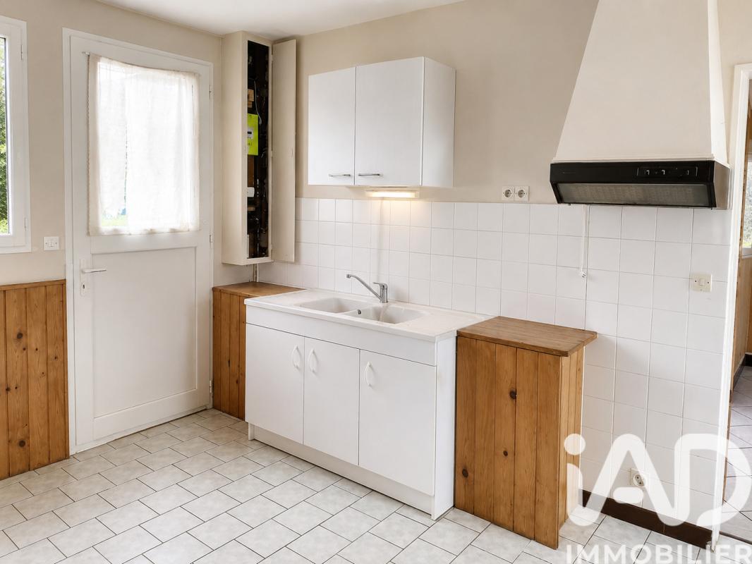 Maison 4 Pièce(s) Bellevigne-les-Châteaux - Photo 2