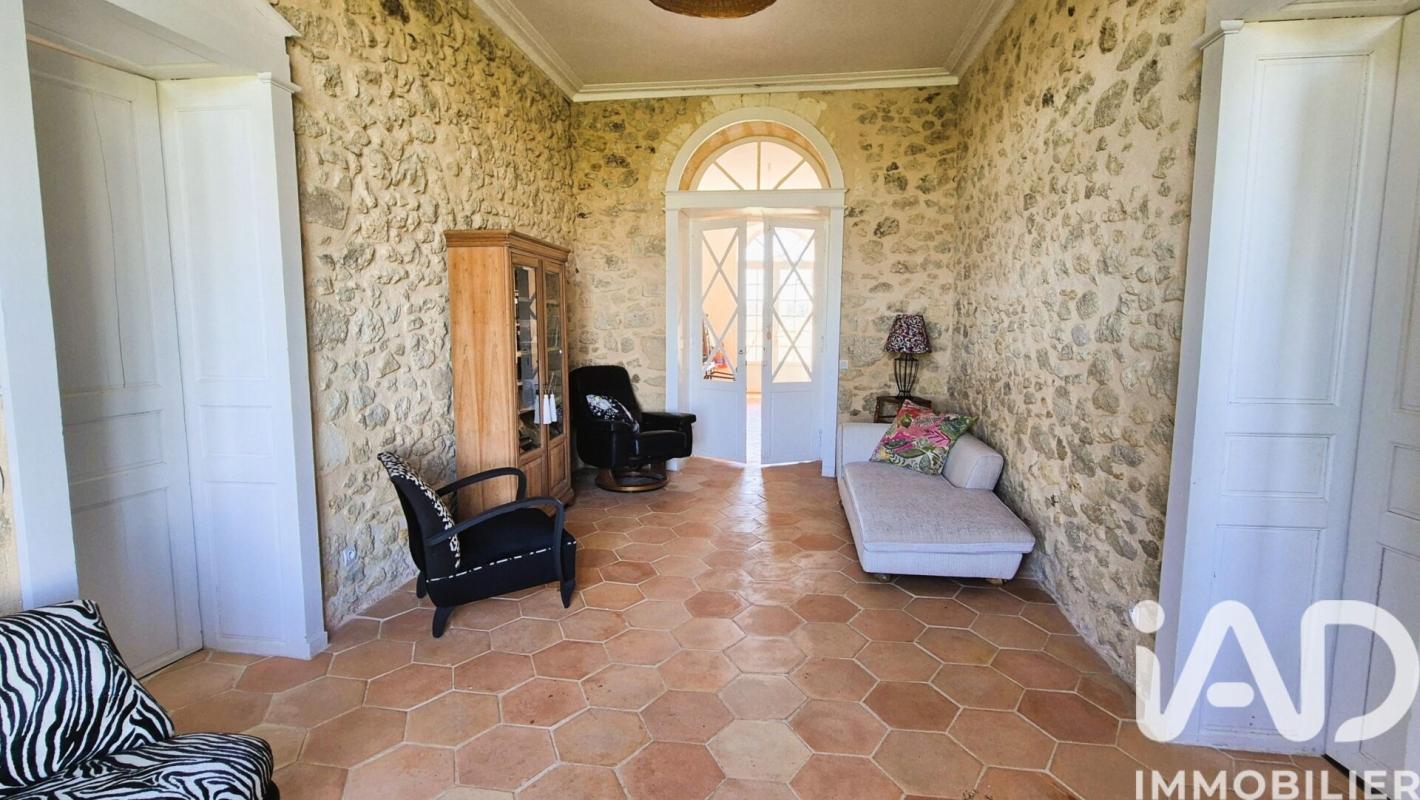 Maison 10 Pièce(s) Saint-Martial