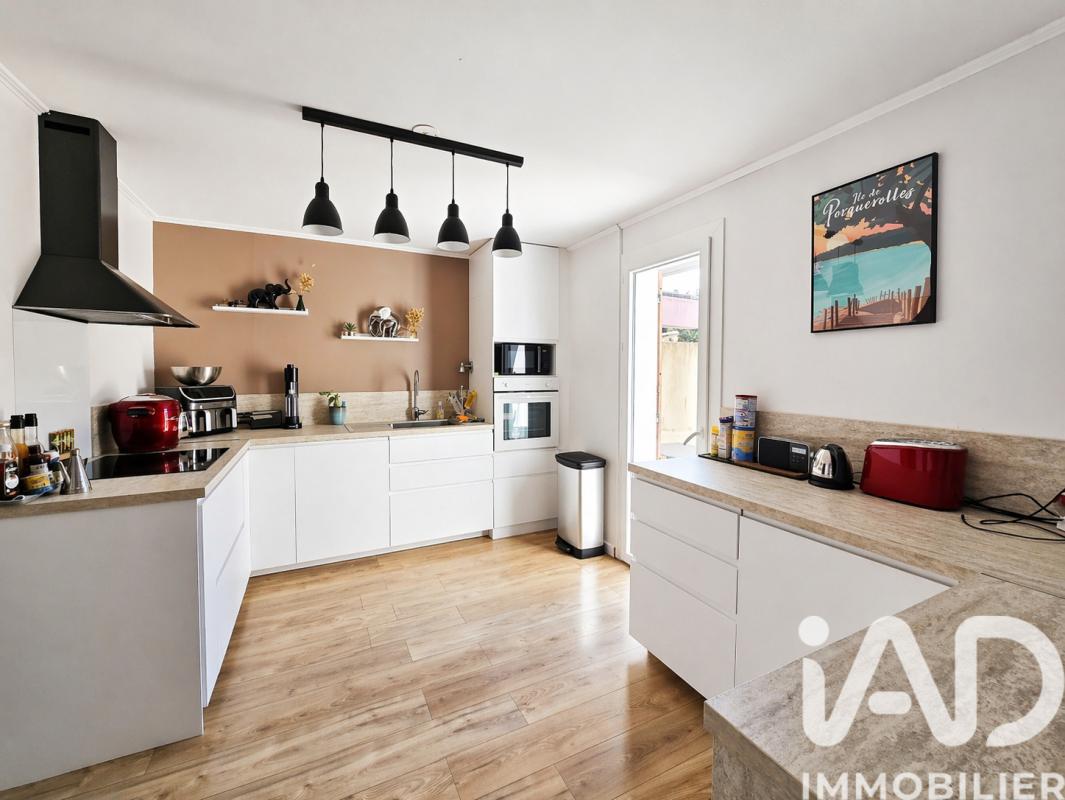 Maison 6 Pièce(s) Laudun-l'Ardoise - Photo 2