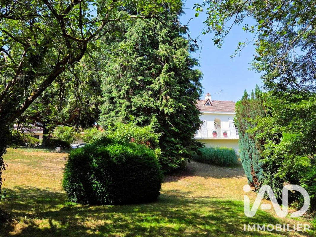 Maison 10 Pièce(s) Chauché