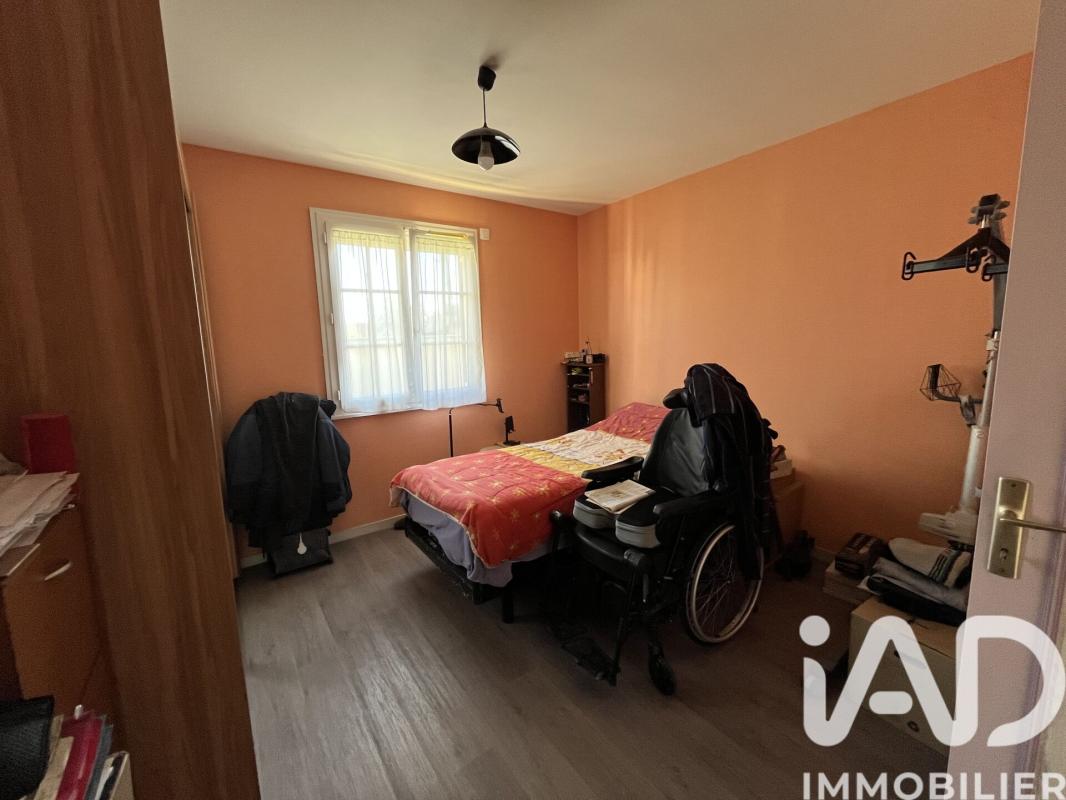 Maison 4 Pièce(s) Châtenay-sur-Seine