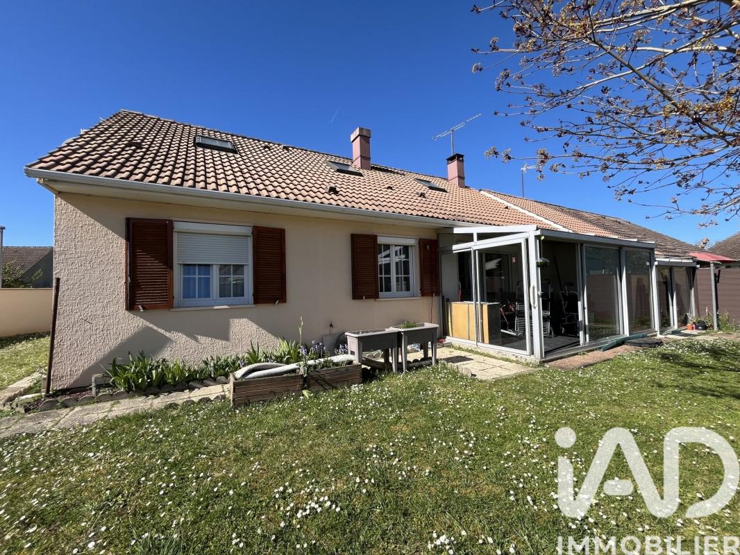 Maison 4 Pièce(s) Châtenay-sur-Seine