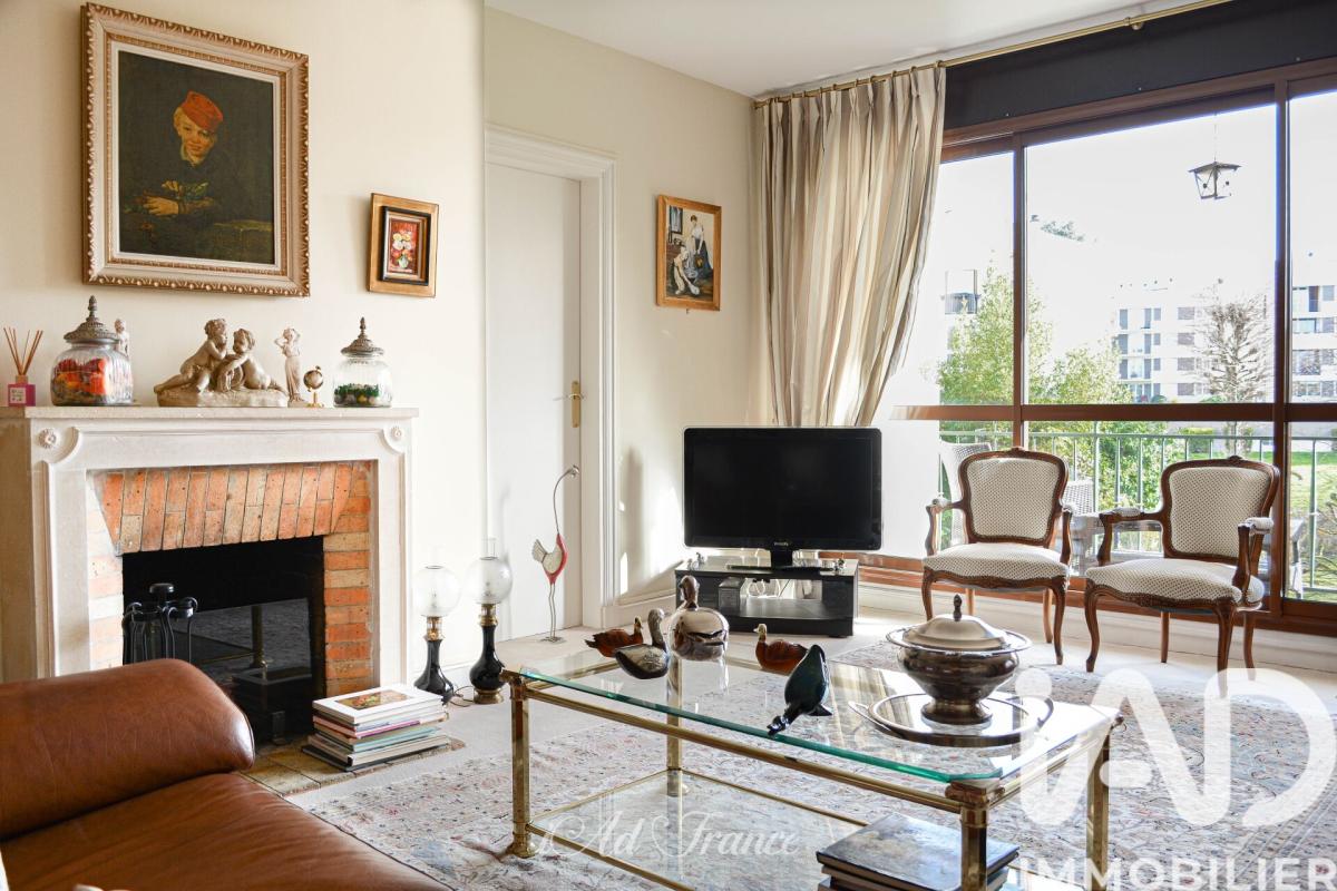 Appartement 4 Pièce(s) Noisy-le-Roi