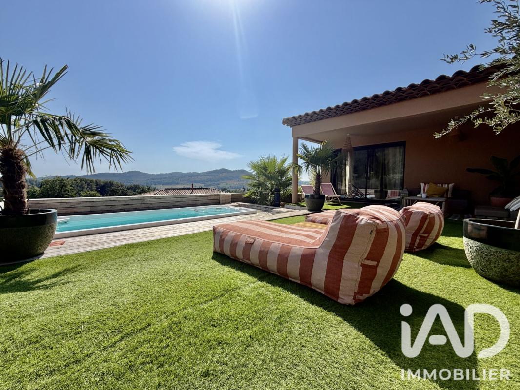 Maison 8 Pièce(s) Le Castellet - Photo 2