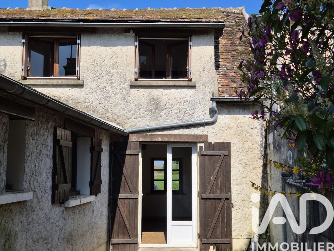 Maison 4 Pièce(s) Villebéon