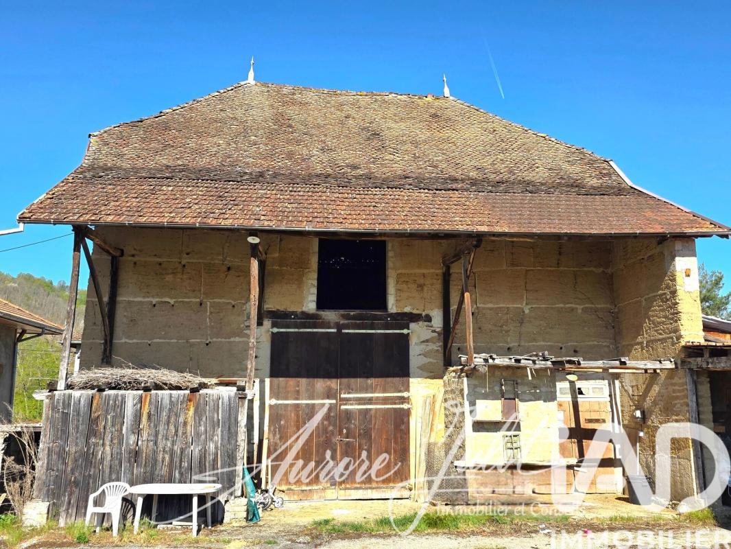 Ferme 2 Pièce(s) Pressins