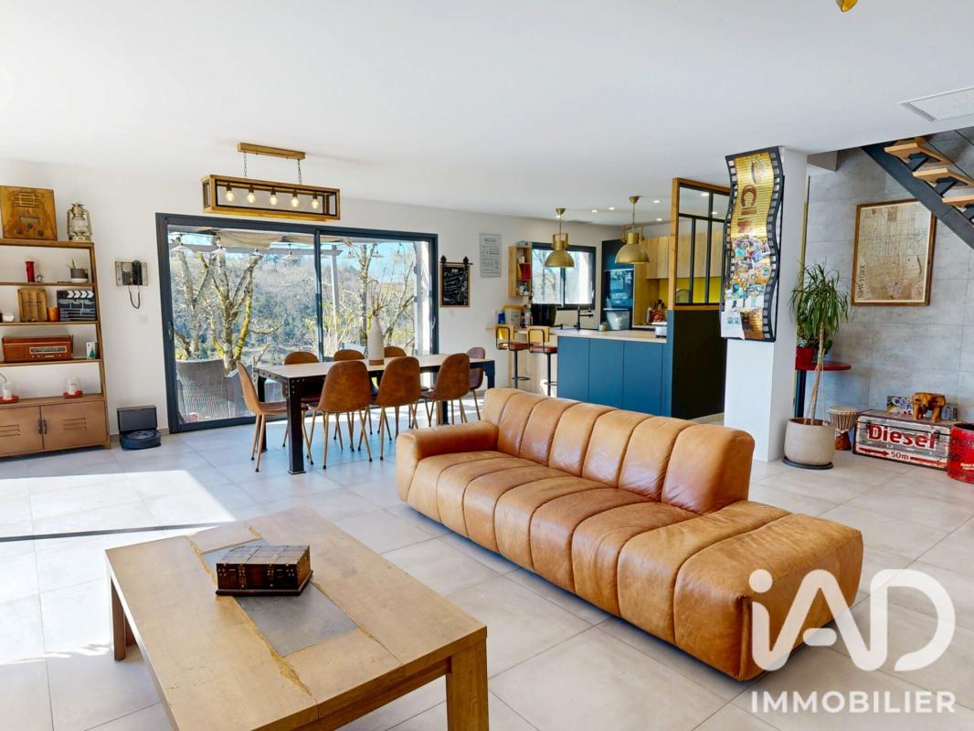 Maison 8 Pièce(s) Le Bugue