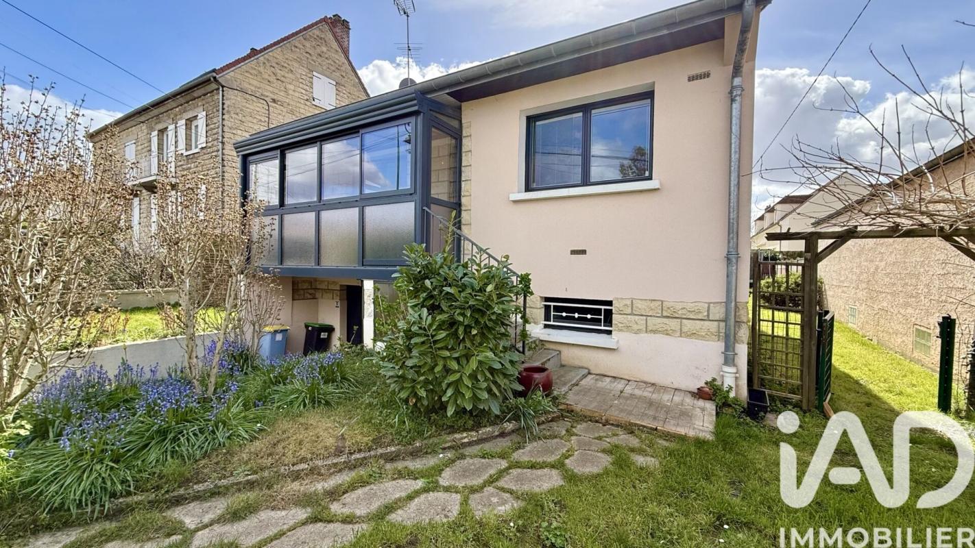 Maison 6 Pièce(s) L'Isle-Adam - Photo 1