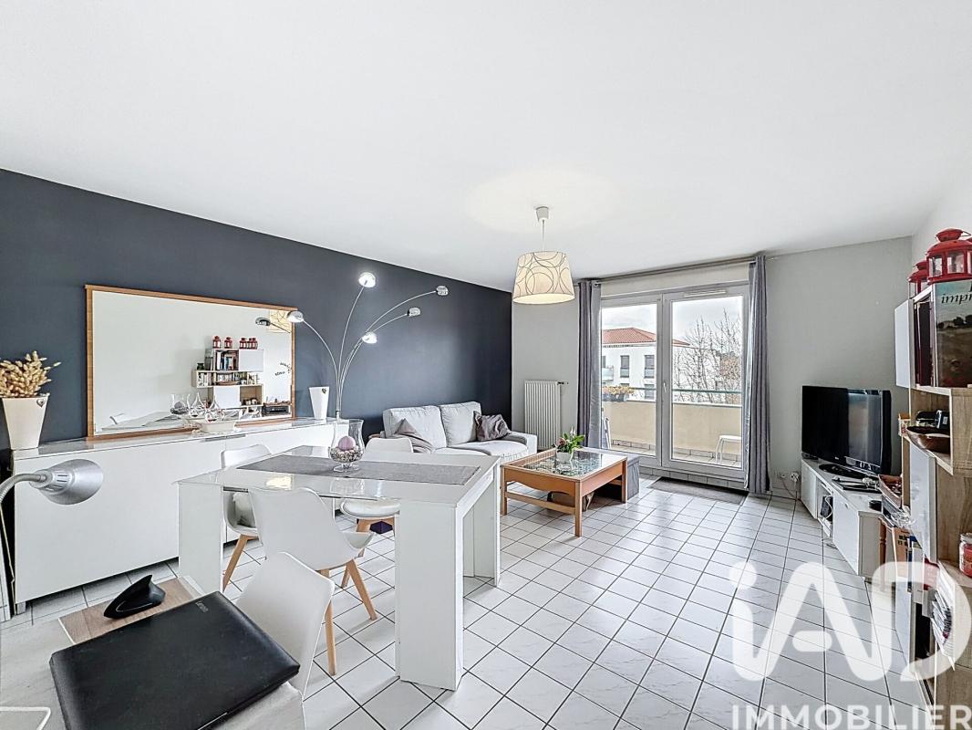 Appartement 5 Pièce(s) Meyzieu