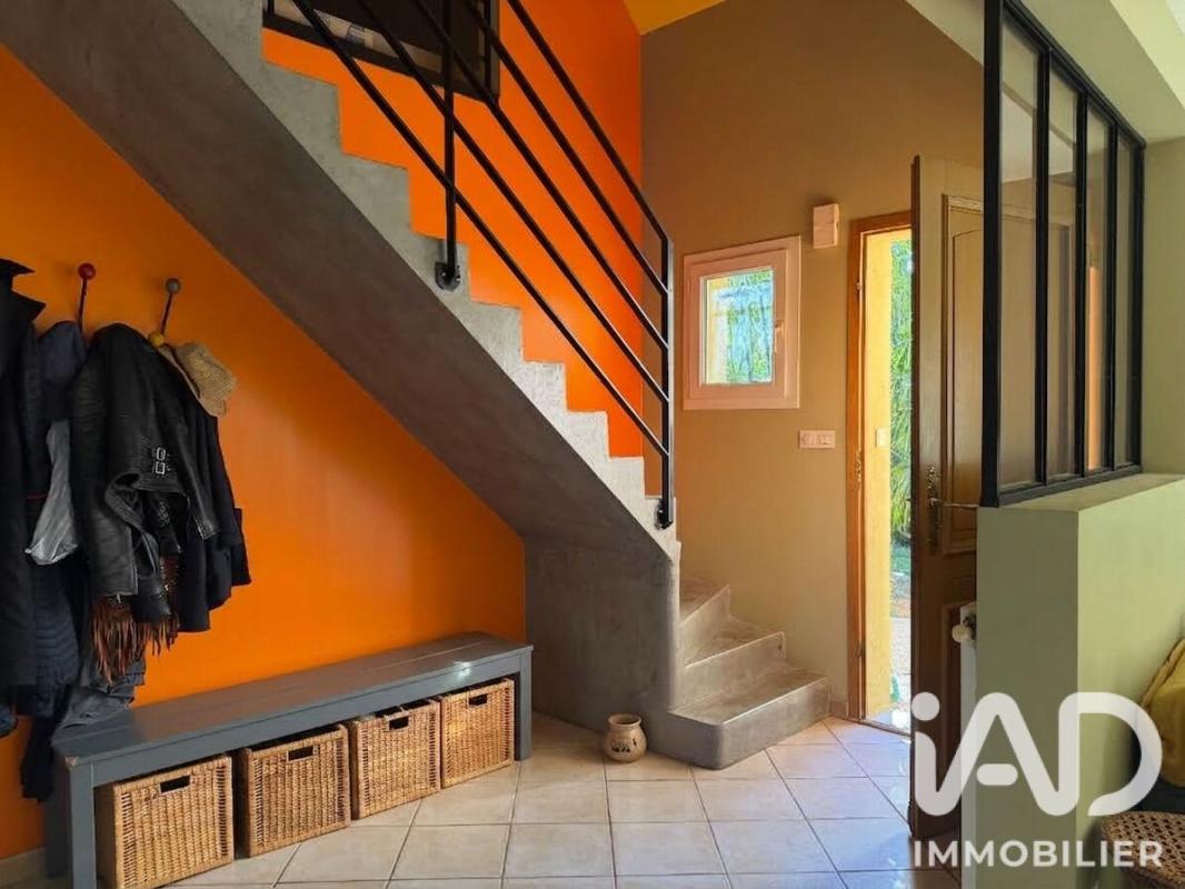 Maison 5 Pièce(s) Saint-Ambreuil - Photo 5