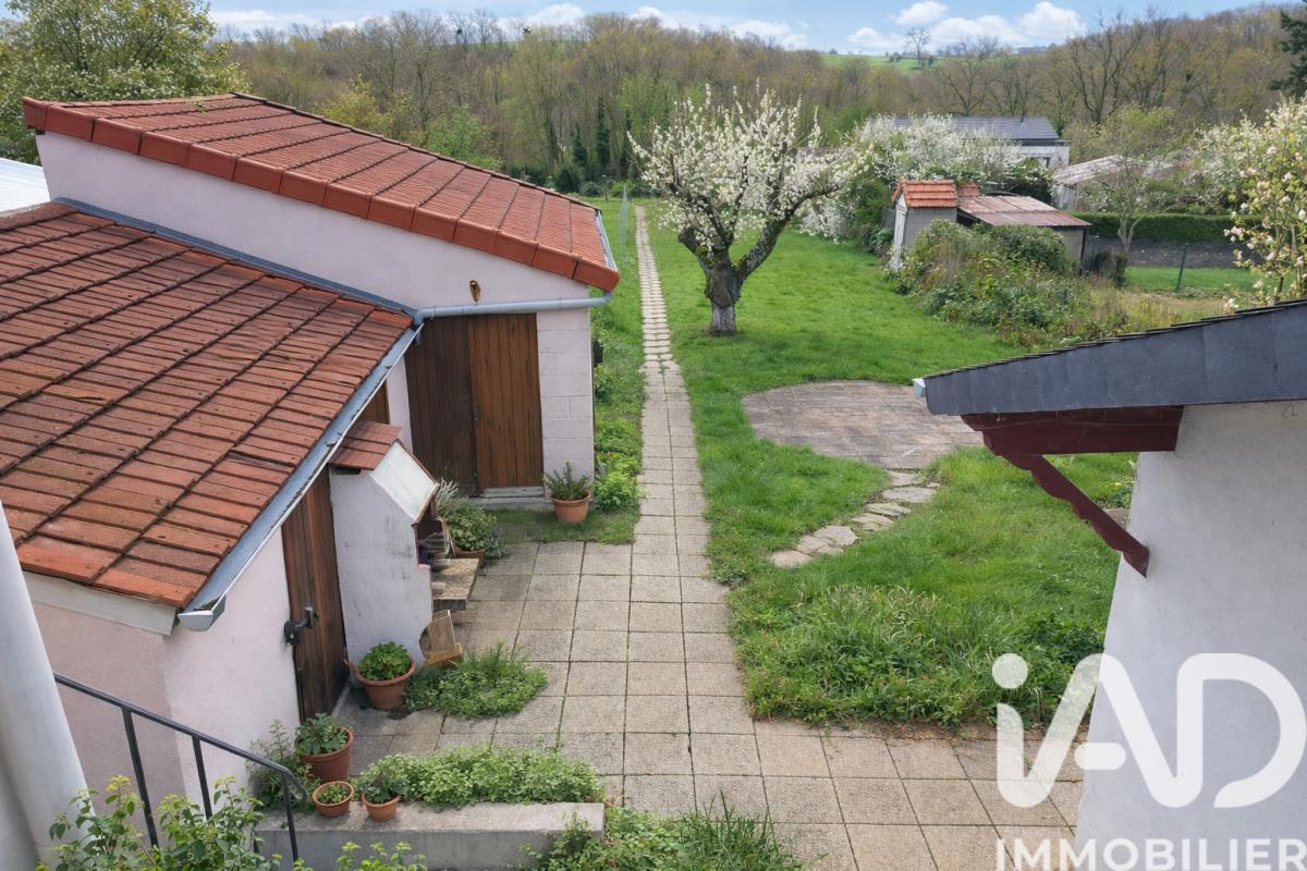 Maison 6 Pièce(s) Bézenet - Photo 1