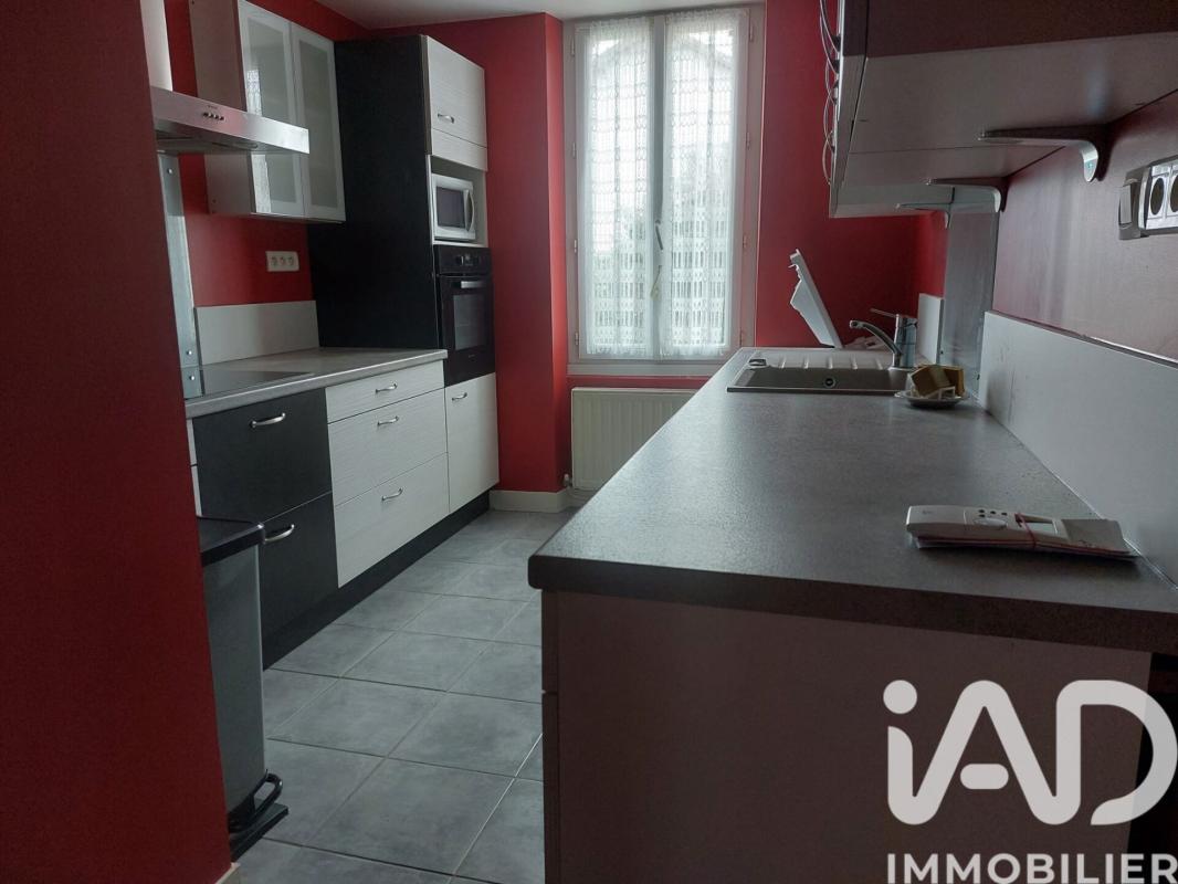 Maison 6 Pièce(s) Bézenet - Photo 5