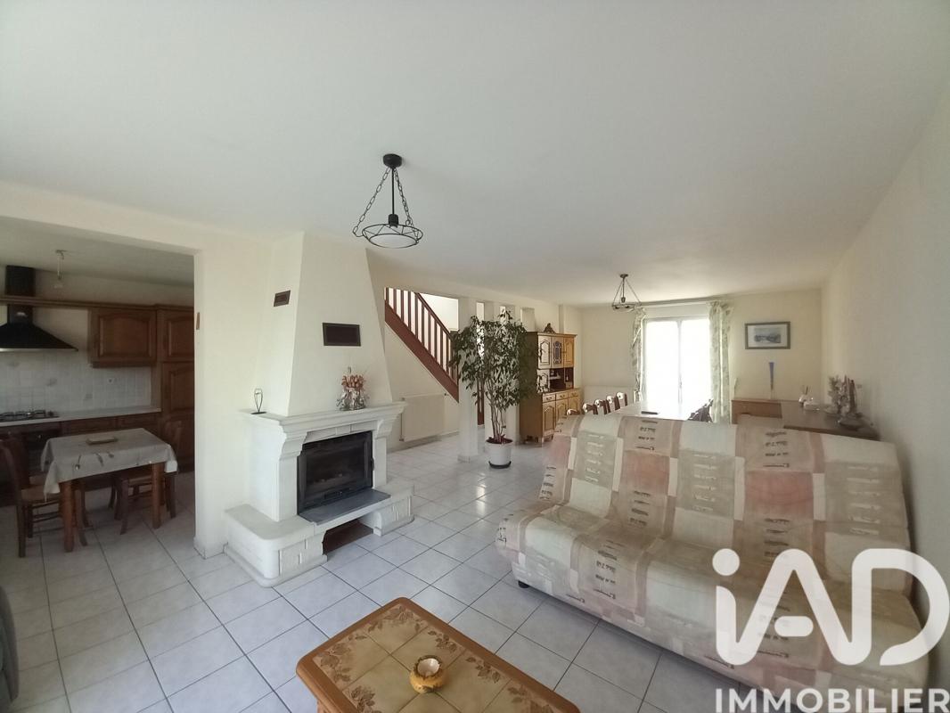 Maison 6 Pièce(s) Sougé-le-Ganelon - Photo 7