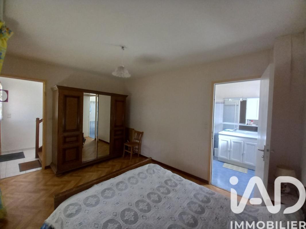 Maison 6 Pièce(s) Sougé-le-Ganelon - Photo 10