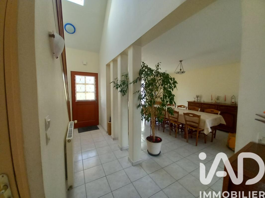Maison 6 Pièce(s) Sougé-le-Ganelon - Photo 12