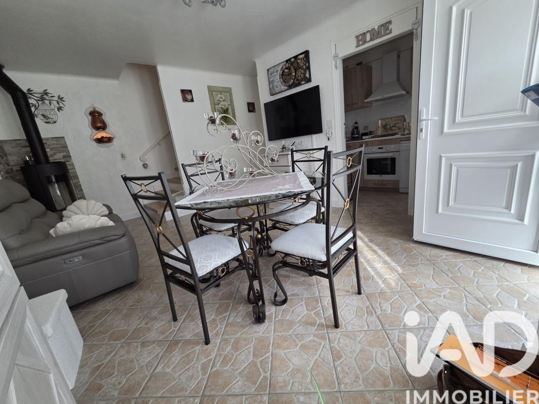 Maison de village 3 Pièce(s) Rougiers