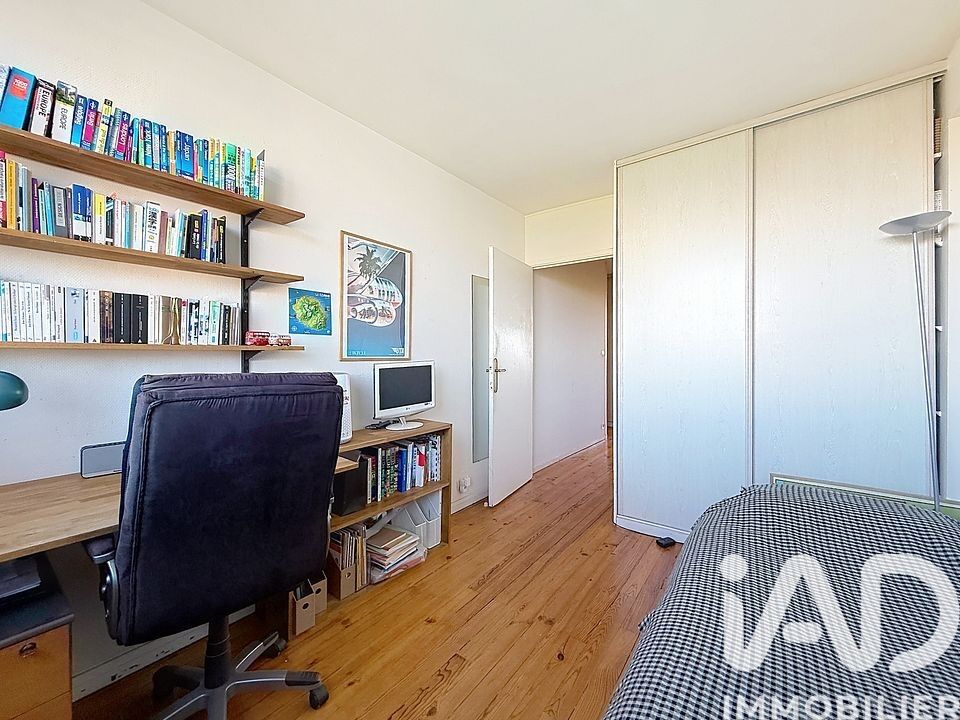 Appartement 3 Pièce(s) Paris 20eme Arrondissement