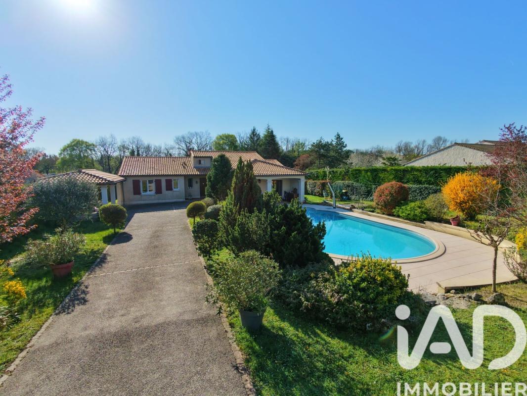 Maison 6 Pièce(s) Garat