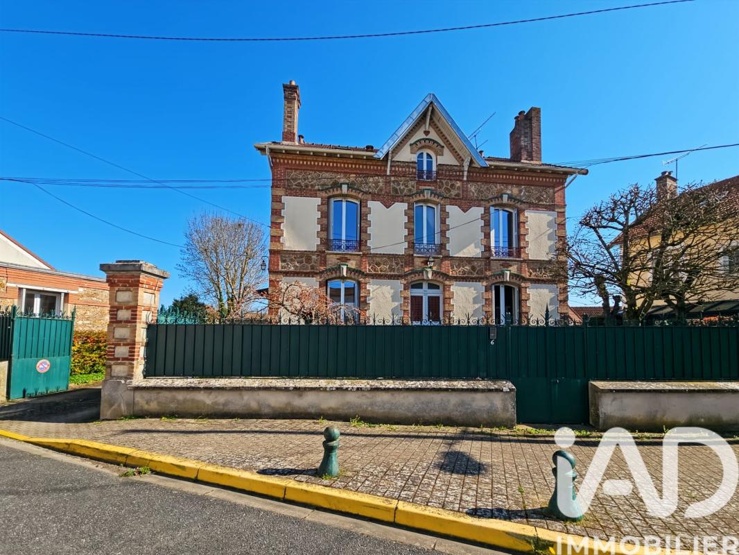 Maison 11 Pièce(s) Coubert