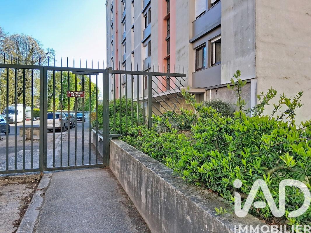 Appartement 4 Pièce(s) Bourg-en-Bresse