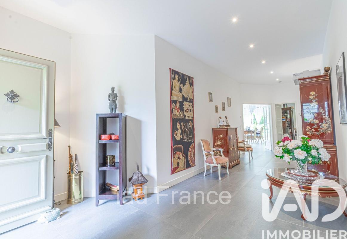 Demeure 9 Pièce(s) Orgeval