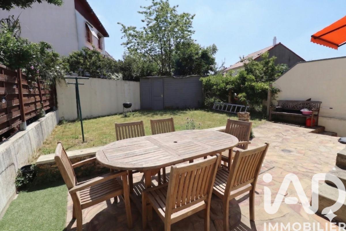 Maison 4 Pièce(s) Clamart