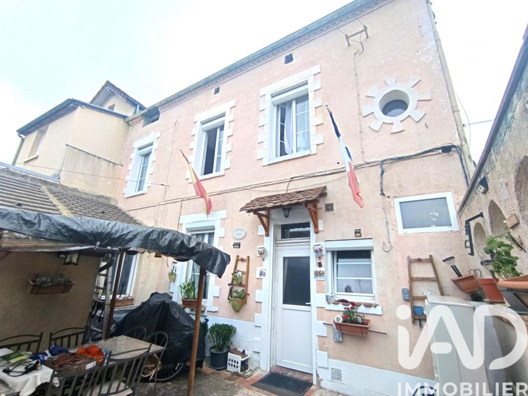 Maison 6 Pièce(s) Méru