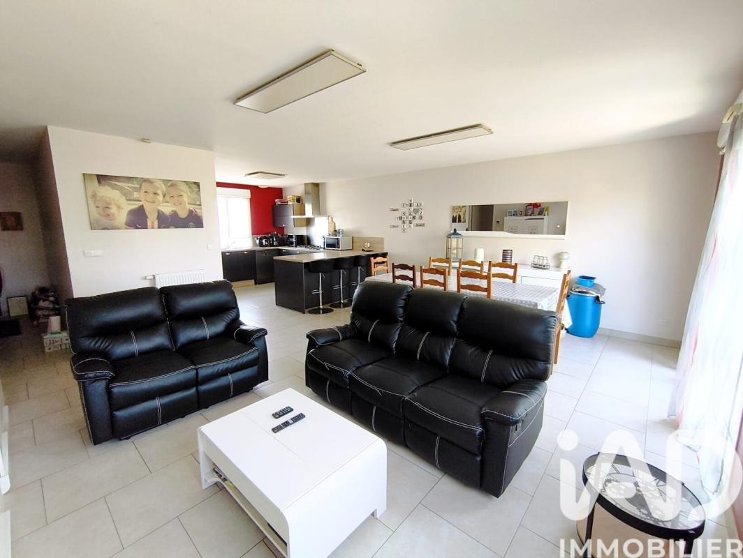 Maison 5 Pièce(s) Les Ormes-sur-Voulzie