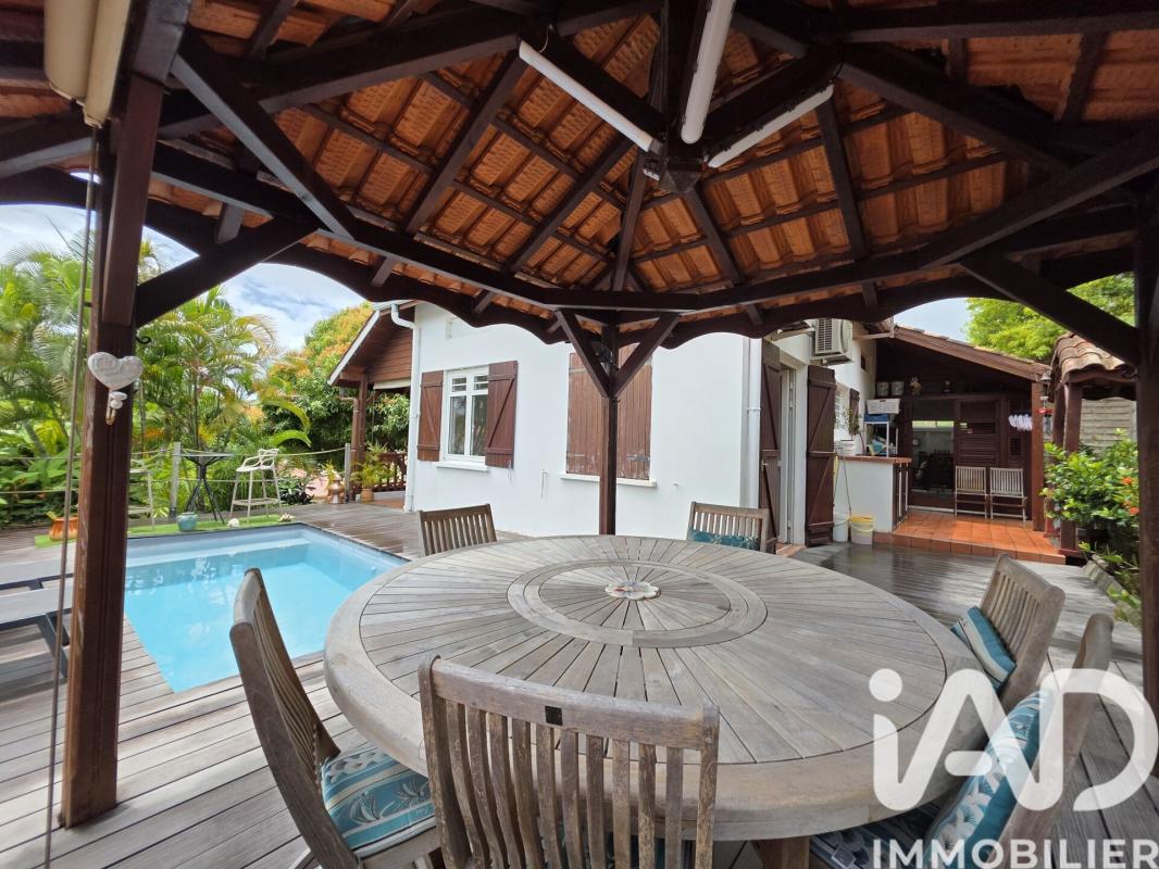 Maison 4 Pièce(s) Sainte-Anne