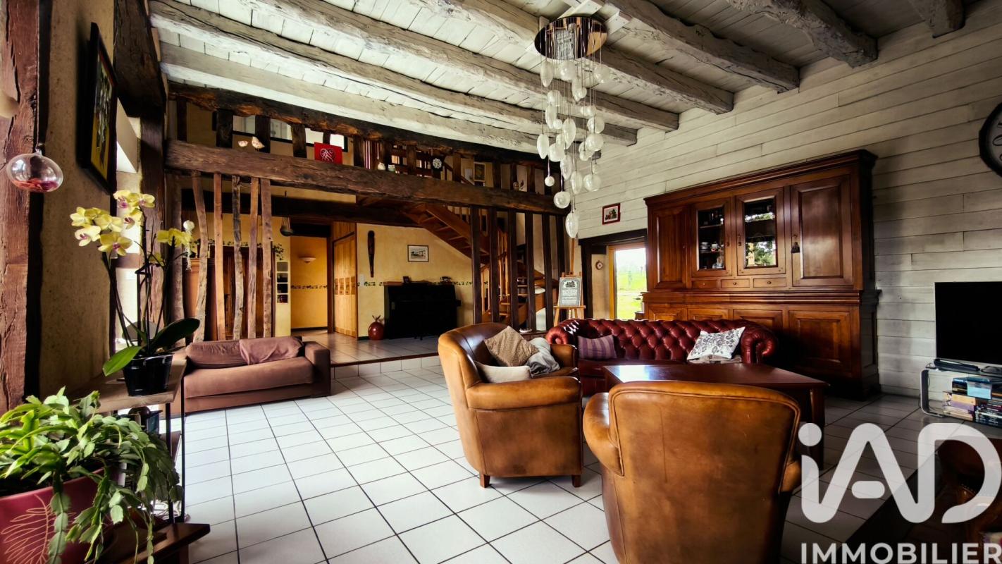 Maison longère 8 Pièce(s) Melesse