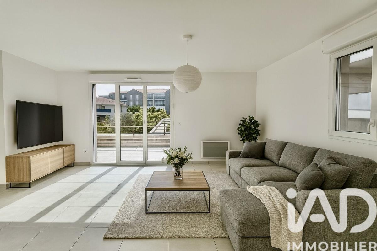 Appartement 3 Pièce(s) Cogolin