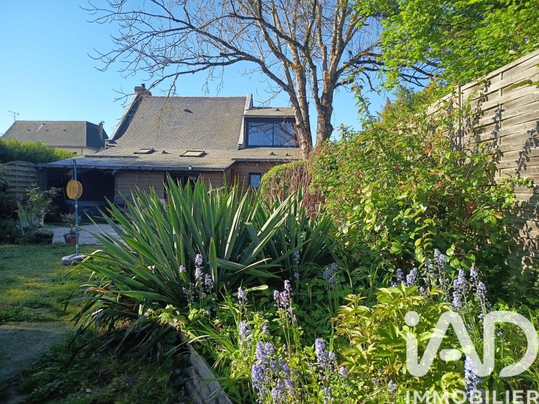 Maison 6 Pièce(s) Saint-Clément-des-Levées - Photo 1