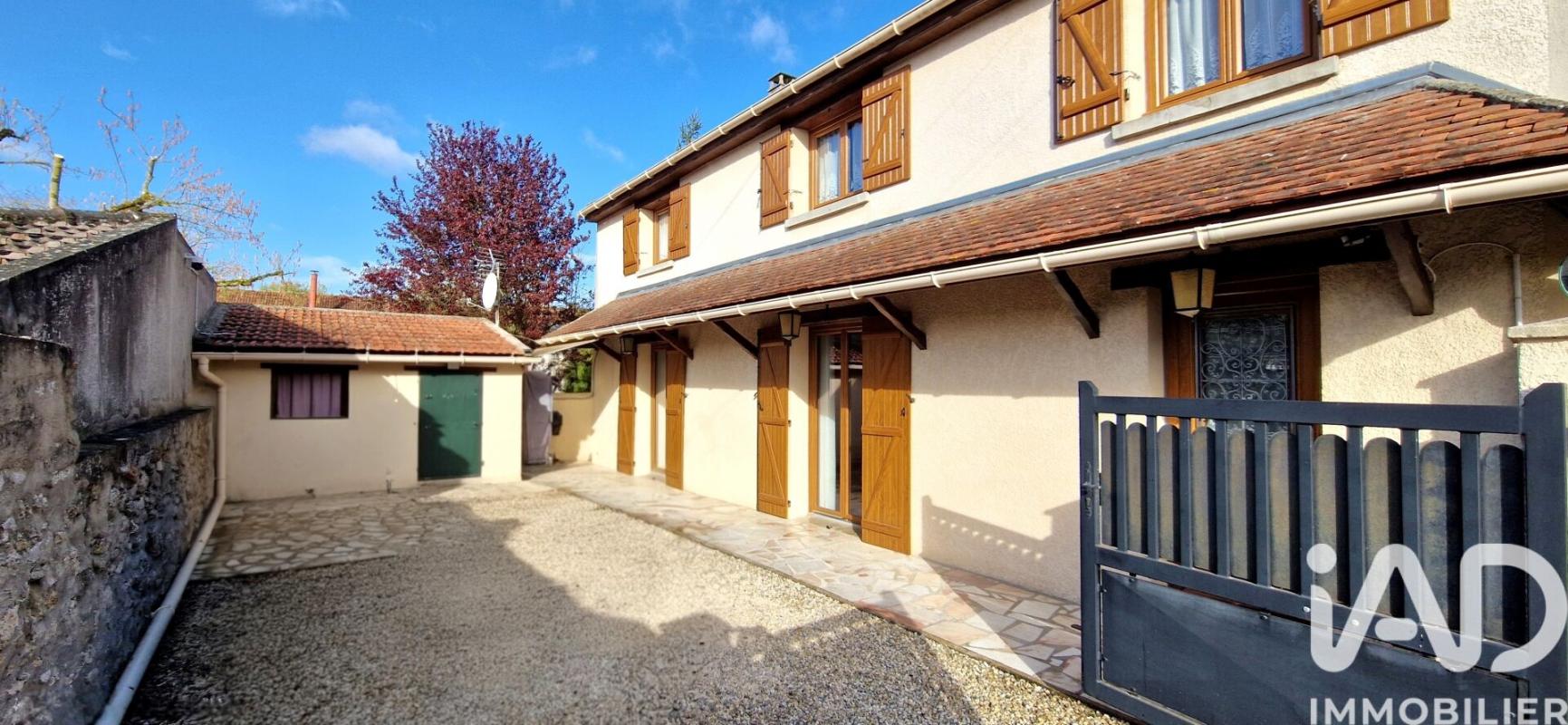 Maison 5 Pièce(s) Armentières-en-Brie
