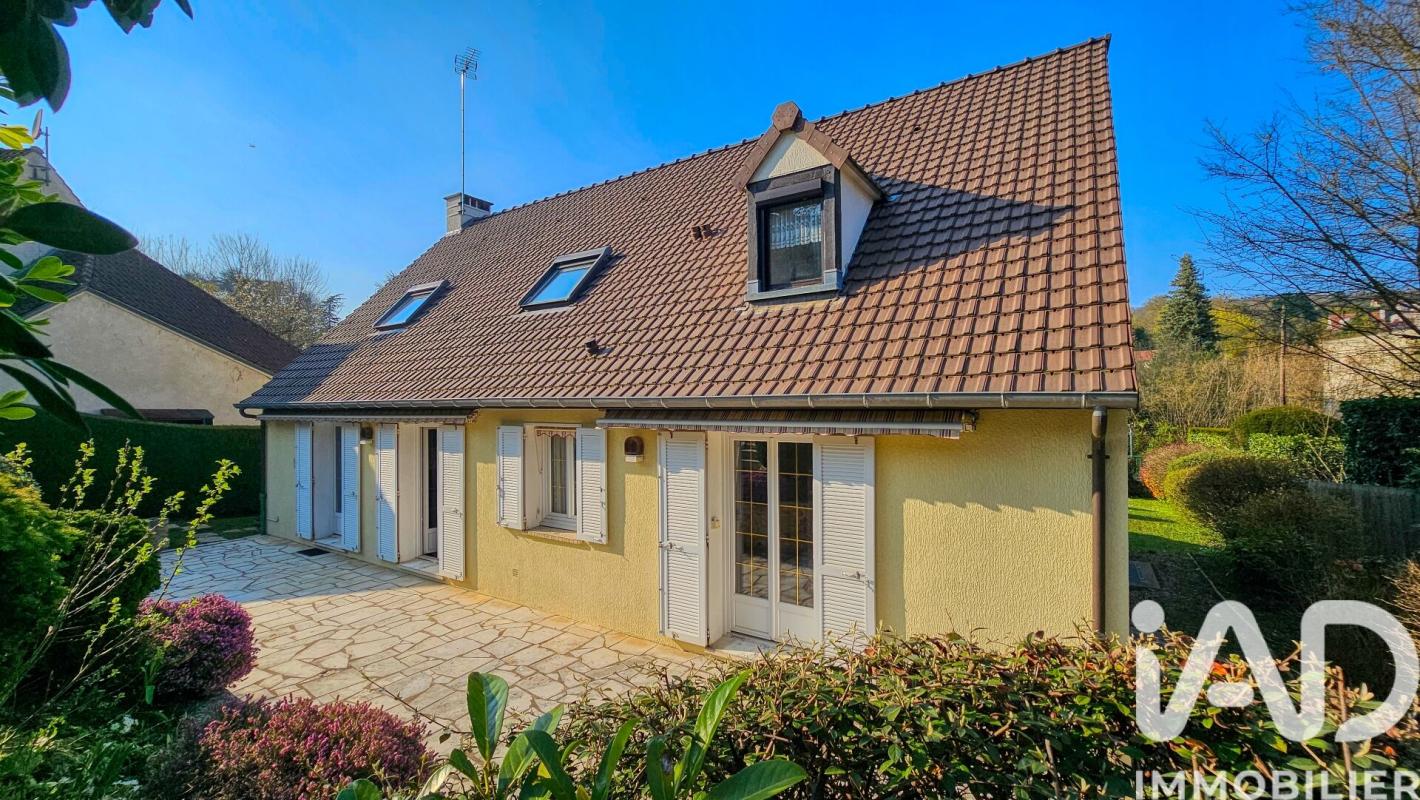 Maison 8 Pièce(s) L'Étang-la-Ville