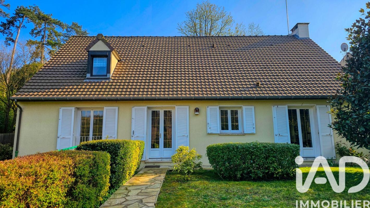 Maison 8 Pièce(s) L'Étang-la-Ville