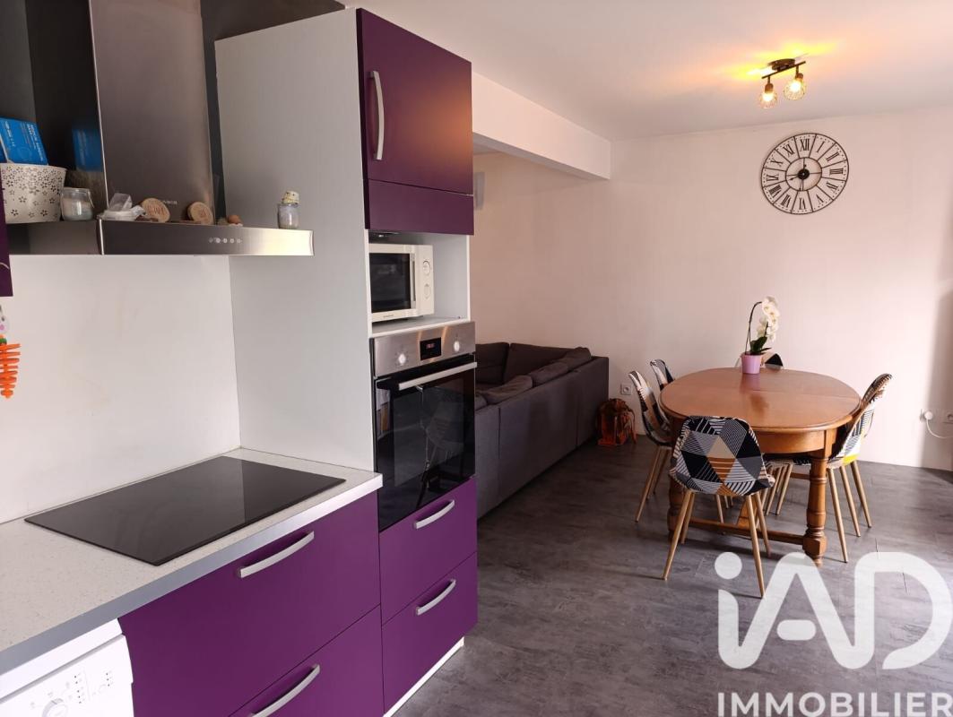 Maison 5 Pièce(s) Isse