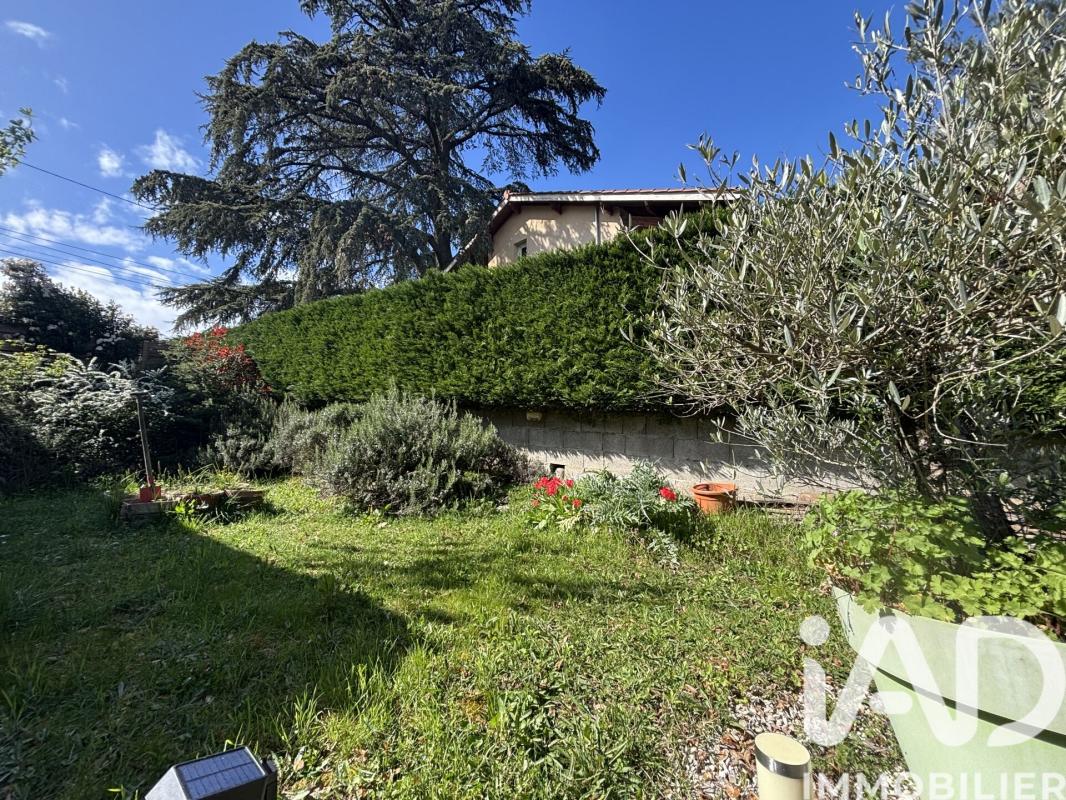 Maison de village 4 Pièce(s) Saint-Étienne-des-Oullières