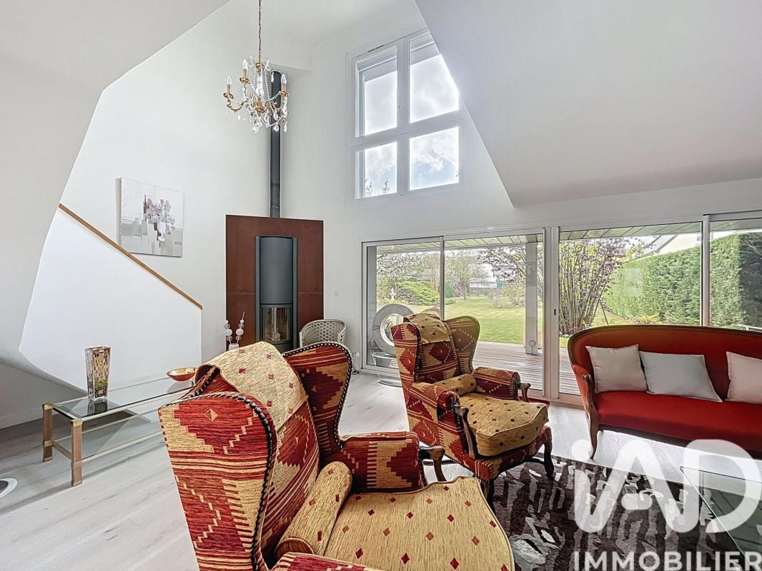 Maison 6 Pièce(s) Chambray-lès-Tours