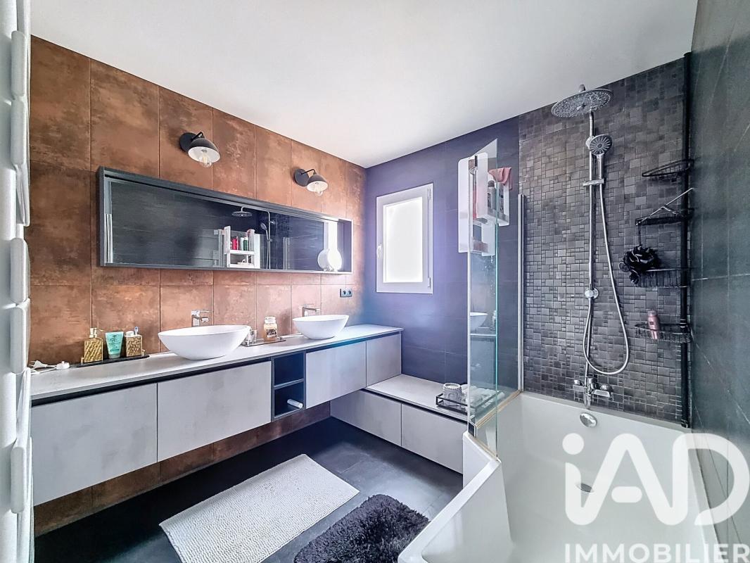 Maison 5 Pièce(s) Saint-Bauzille-de-Putois - Photo 16