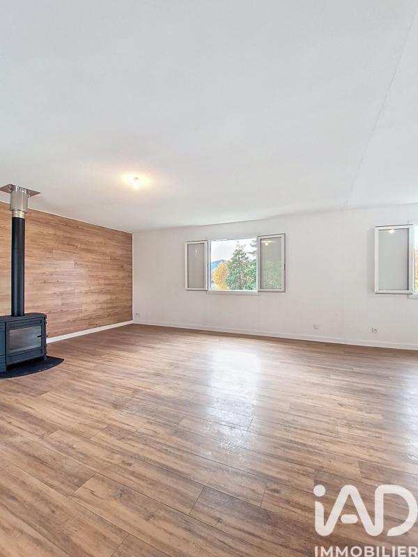 Maison 4 Pièce(s) Le Poët