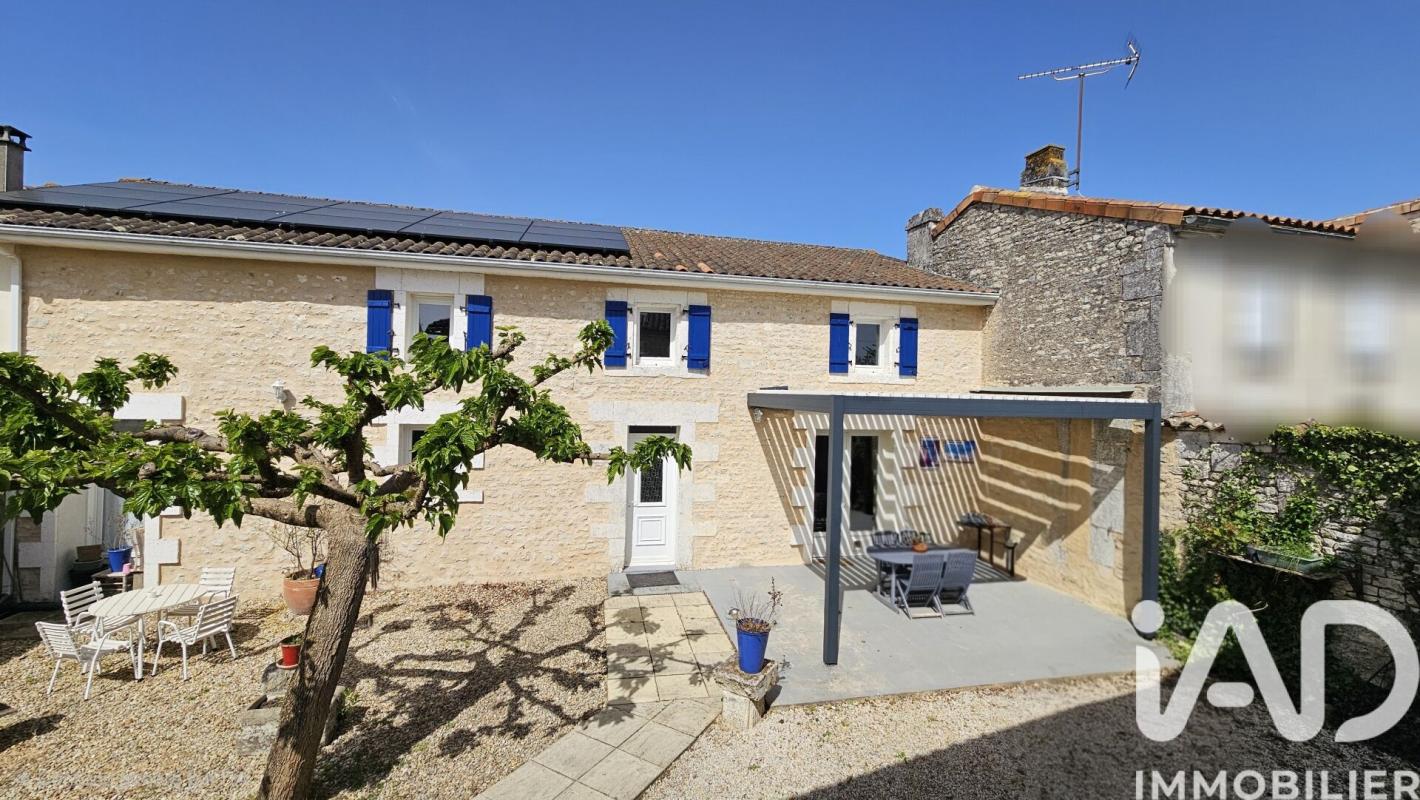 Maison de village 6 Pièce(s) Champniers