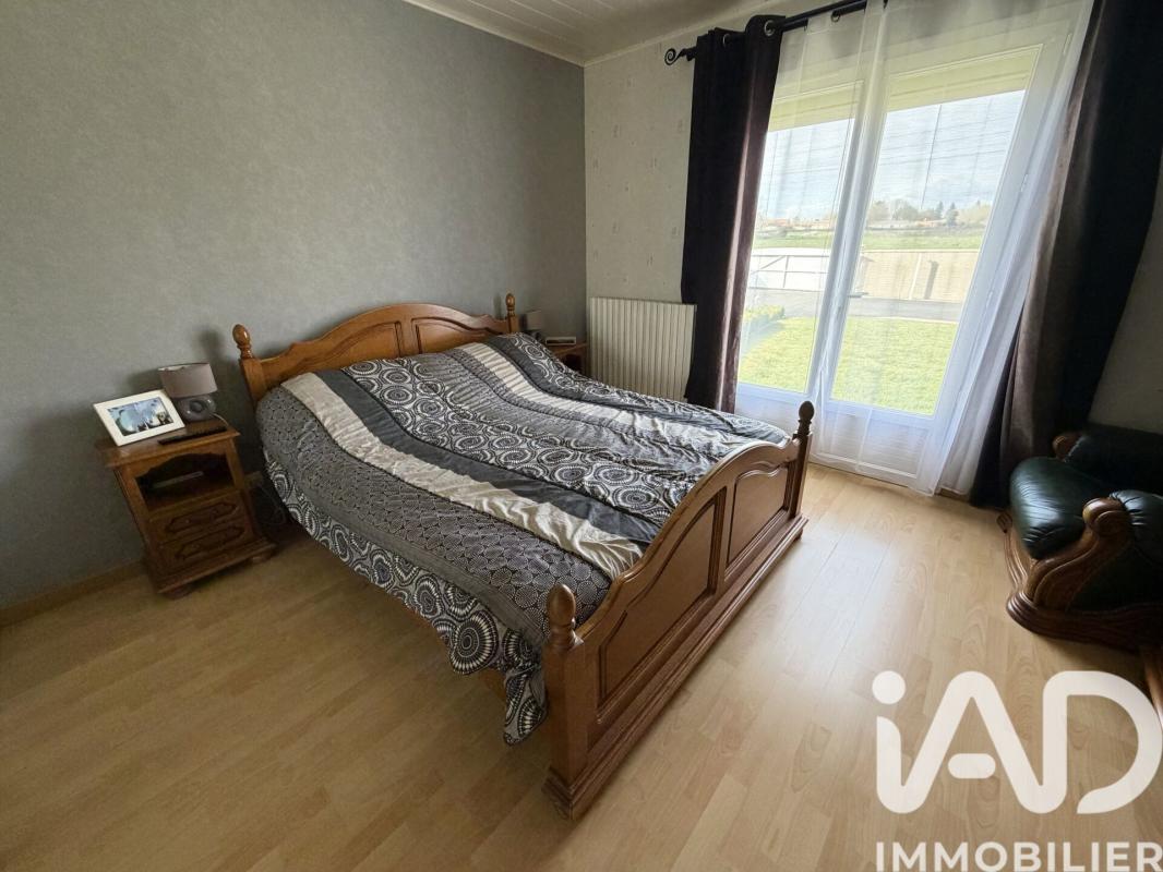Maison 5 Pièce(s) Châtillon-sur-Thouet - Photo 8