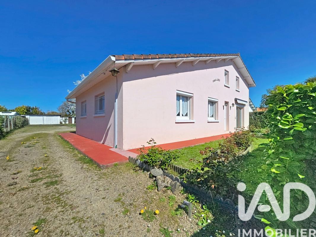 Maison traditionnelle 6 Pièce(s) Saint-Maurice-sur-Adour