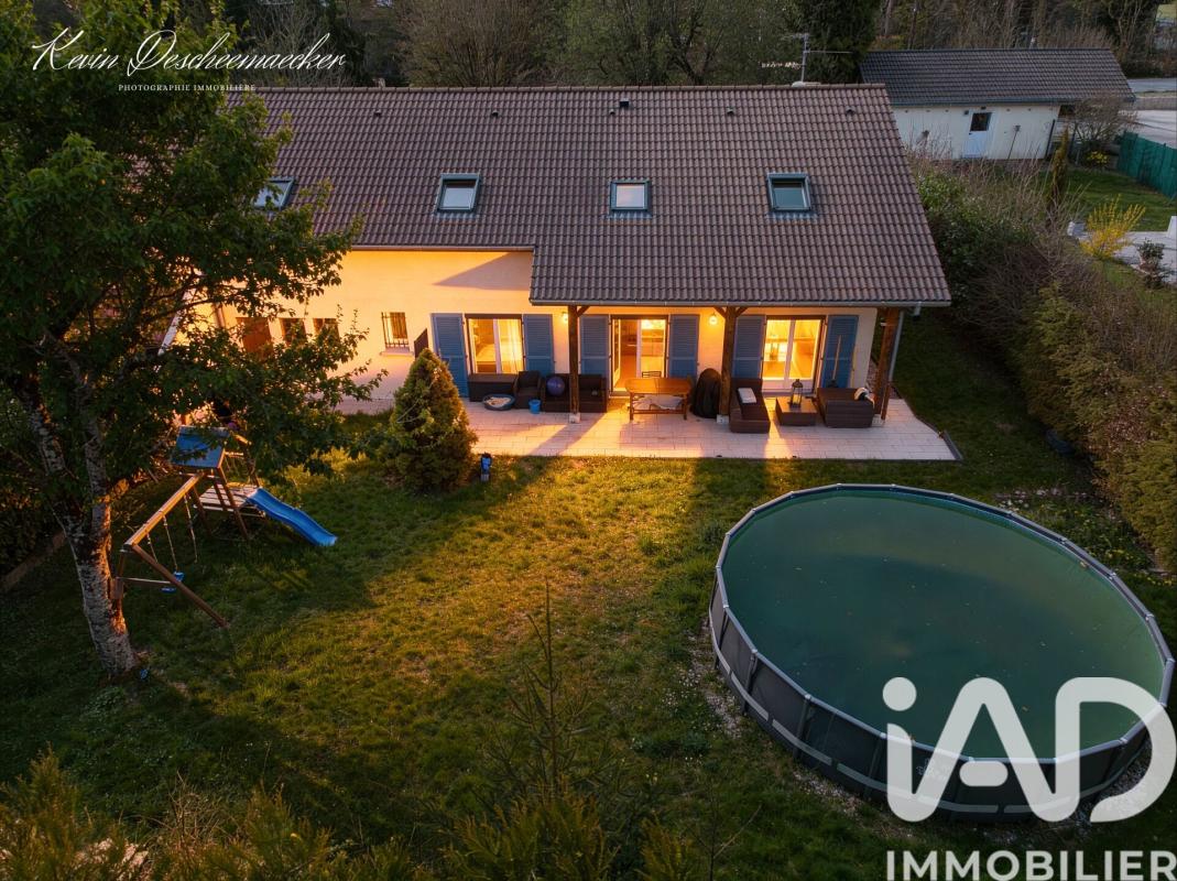 Maison 7 Pièce(s) Échenevex