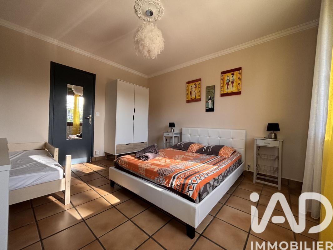 Maison 10 Pièce(s) Aubenas - Photo 15