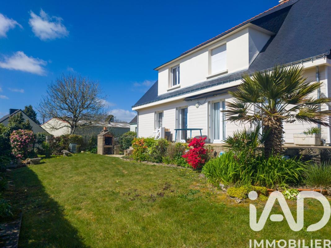 Maison 7 Pièce(s) Le Faouët